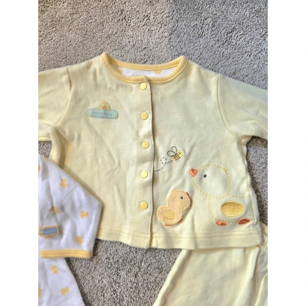 Vintage‎ Carter's 3 piece Infant 3-6 months Yellow Duck Bundle
